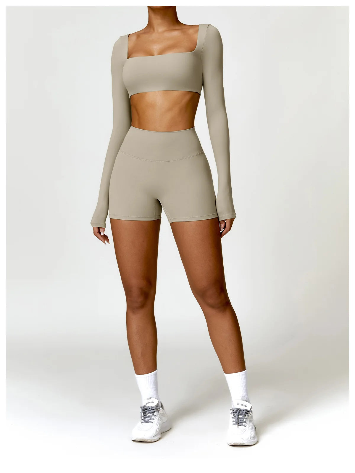 Pilates Set – Langarm-Top & Capri-Leggings | Tre Nove Milano