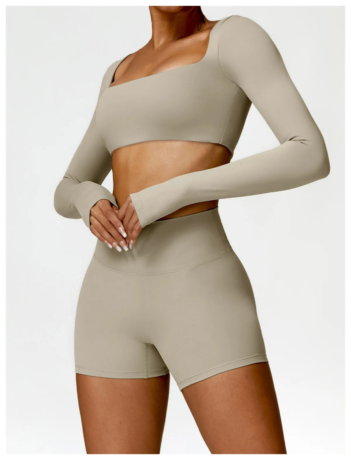 Pilates Set – Langarm-Top & Capri-Leggings | Tre Nove Milano